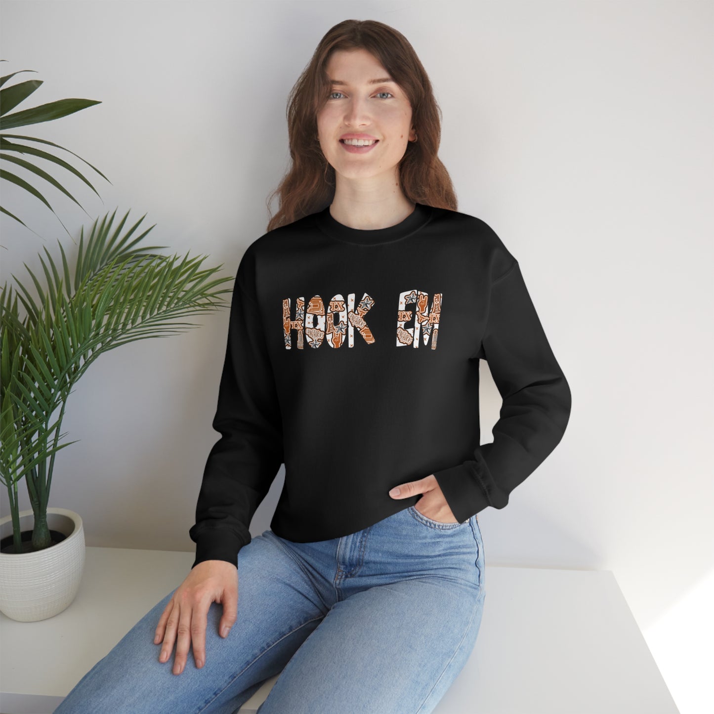 UT Hook Em Austin Texas Longhorn Football Unisex Heavy Blend Crewneck Sweatshirt