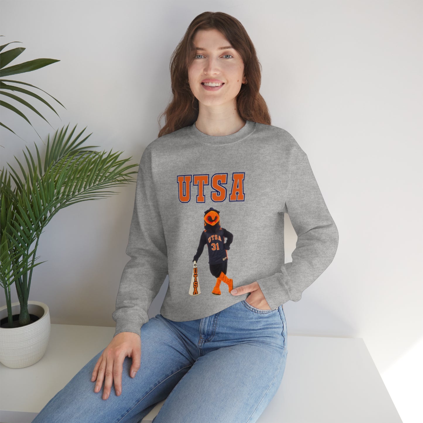 UTSA Mascot Roadrunner San Antonio Texas Unisex Heavy Blend Crewneck Sweatshirt