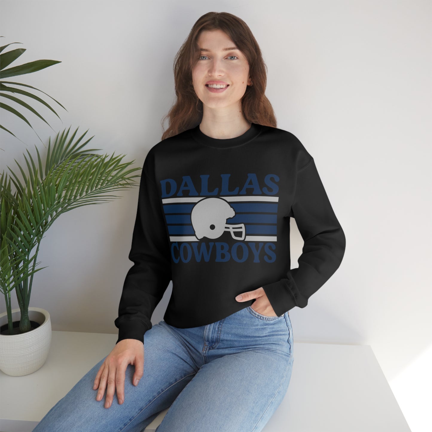 Retro Style Dallas Football Unisex Heavy Blend Crewneck Sweatshirt